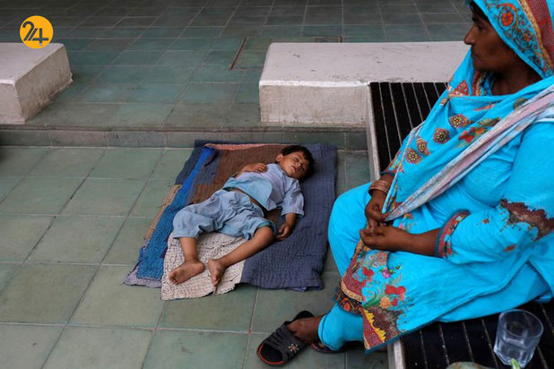  وضعیت بحرانی مادران در گرم‌ترین کشور جهان 