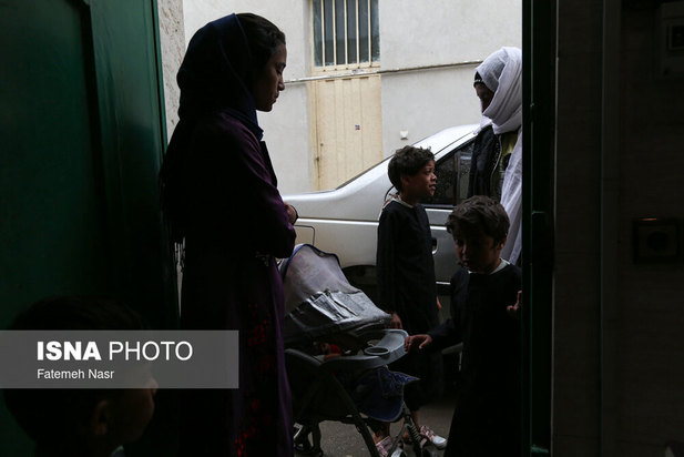 معتادان و کارتن‌خواب‌های حاشیه اصفهان