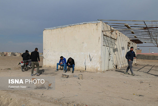 معتادان و کارتن‌خواب‌های حاشیه اصفهان