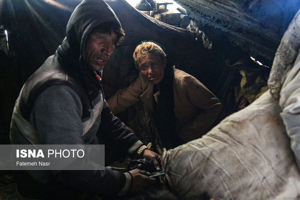 معتادان و کارتن‌خواب‌های حاشیه اصفهان