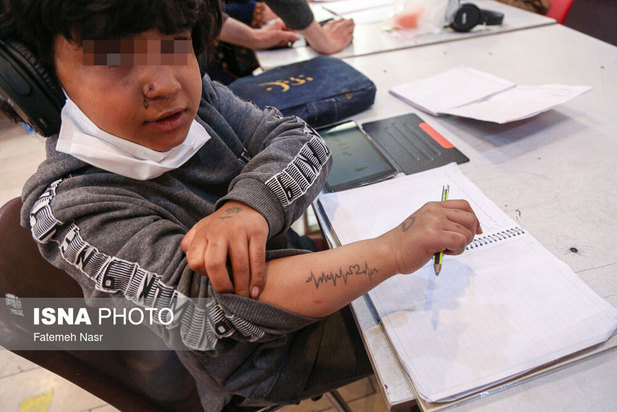 معتادان و کارتن‌خواب‌های حاشیه اصفهان