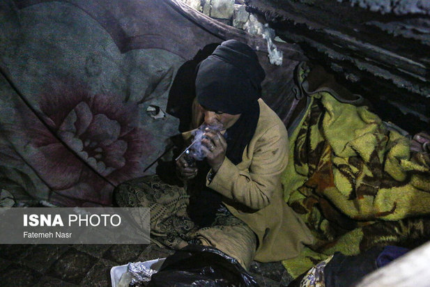 معتادان و کارتن‌خواب‌های حاشیه اصفهان