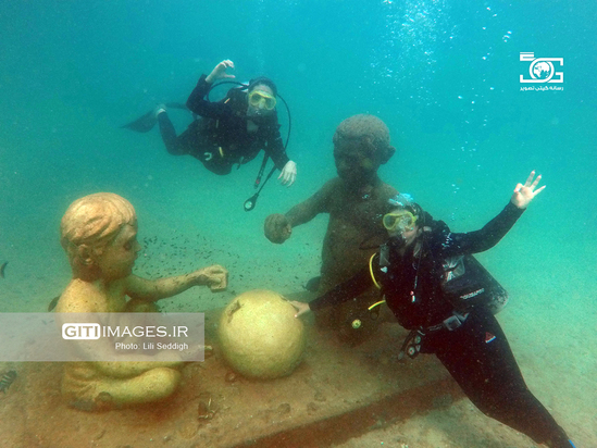 دنیای زیر آب کیش