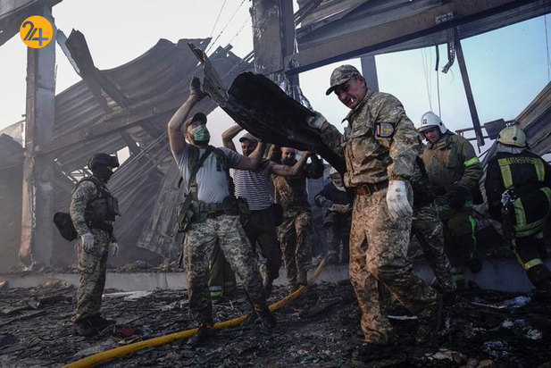 موشک‌باران مرکز خرید شهر کرمنچوک