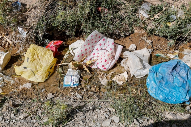 مراتع شهر سمیرم در حصار زباله