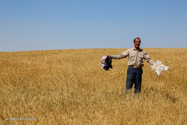 مراتع شهر سمیرم در حصار زباله