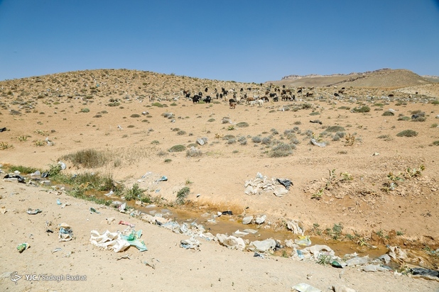 مراتع شهر سمیرم در حصار زباله