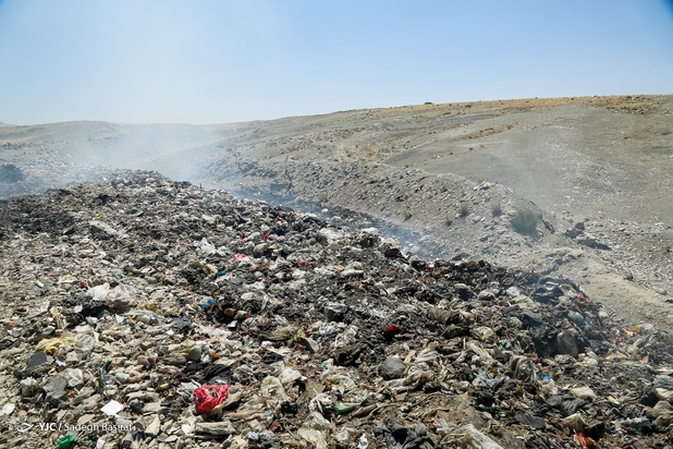 مراتع شهر سمیرم در حصار زباله