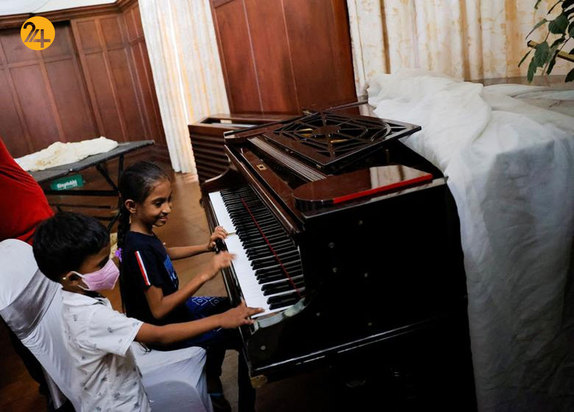 اشغال محل اقامت نخست‌وزیر و رئیس‌جمهور سریلانکا