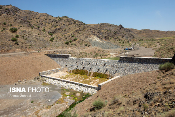 مقابله با بیابان زایی تلاش نسل ها