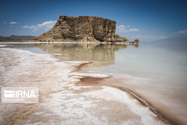 وضعیت وخیم دریاچه ارومیه