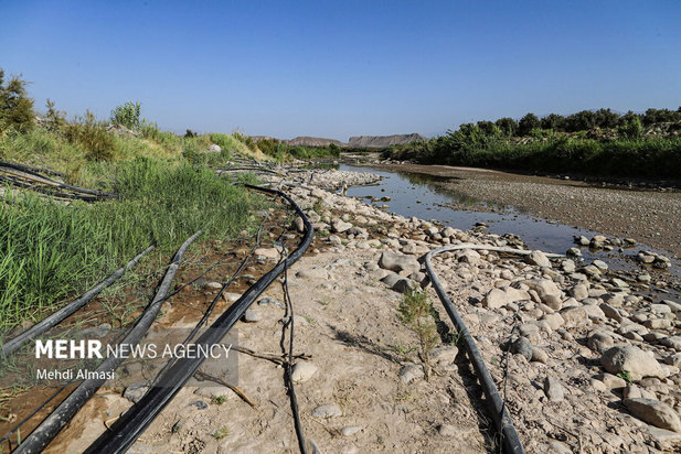 خشکی رودخانه قزل اوزن