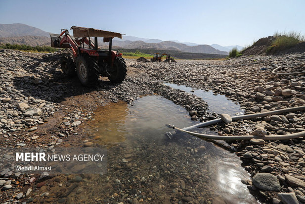 خشکی رودخانه قزل اوزن
