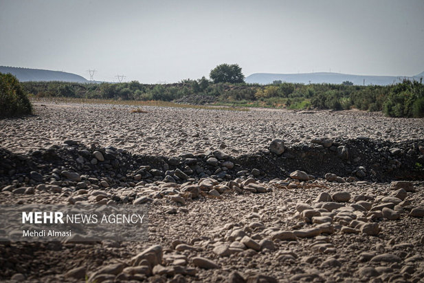 خشکی رودخانه قزل اوزن