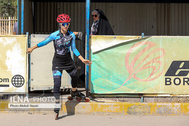 مسابقات لیگ اسکیت سرعت بانوان