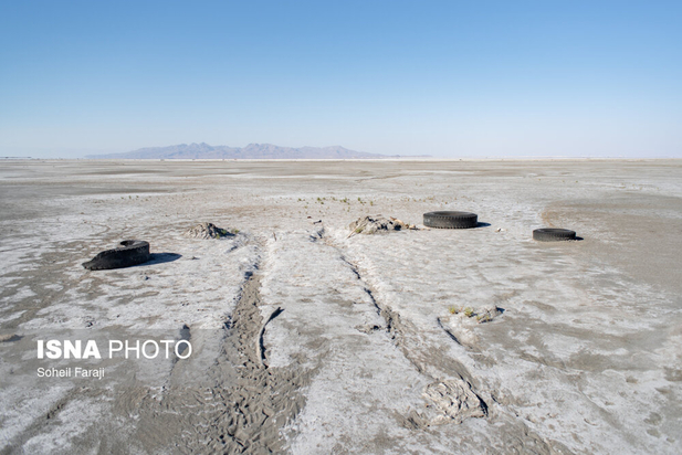 خشک شدن ۹۵ درصد آب دریاچه ارومیه