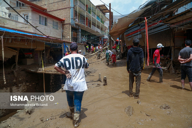 سیل در امام‌زاده داوود