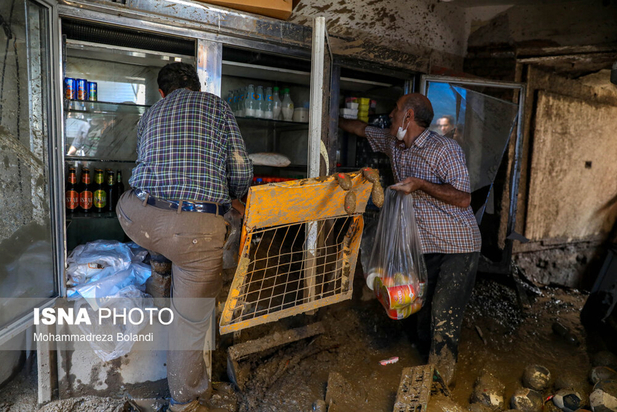 سیل در امام‌زاده داوود