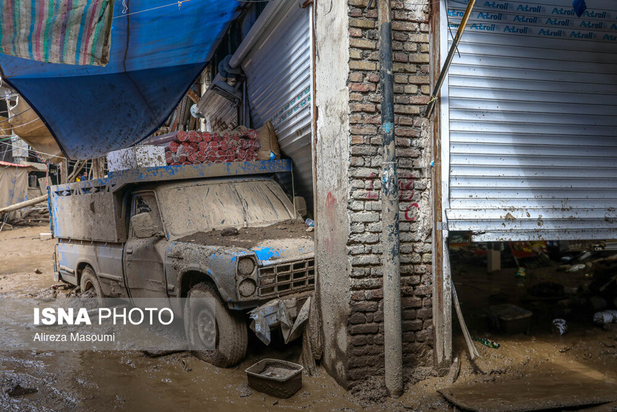 سیل در امام‌زاده داوود