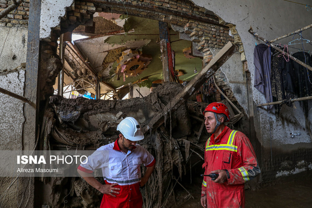سیل در امام‌زاده داوود