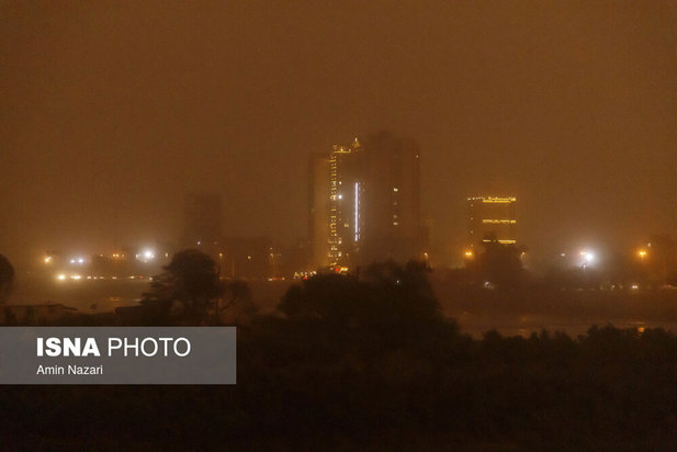 طوفان و گرد و غبار شدید در اهواز