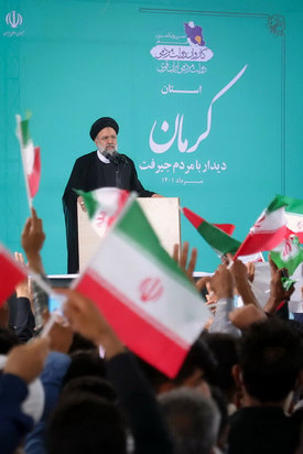 دیدار رئیس‌جمهور با مردم جیرفت