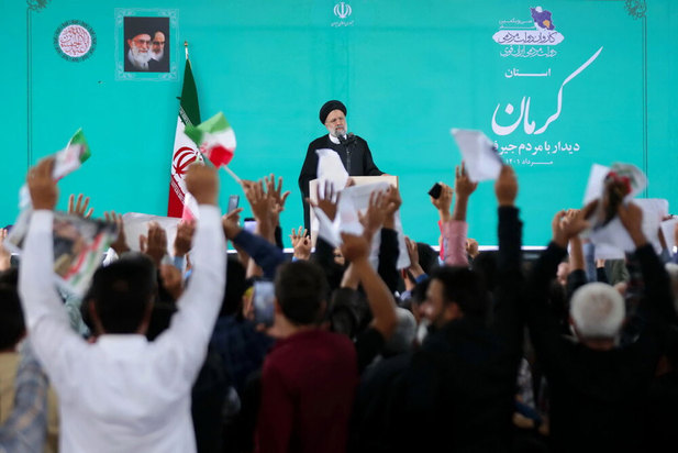 دیدار رئیس‌جمهور با مردم جیرفت