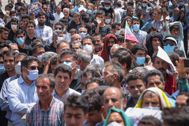 دیدار رئیس‌جمهور با مردم جیرفت