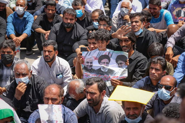 دیدار رئیس‌جمهور با مردم جیرفت