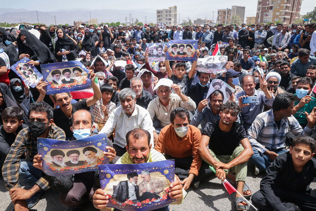 دیدار رئیس‌جمهور با مردم جیرفت