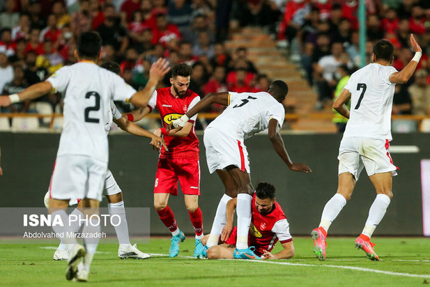 بازی جذاب پرسپولیس و فولاد