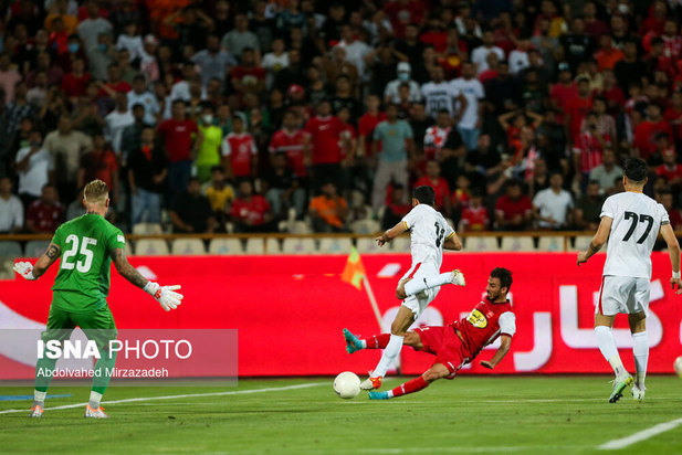 بازی جذاب پرسپولیس و فولاد