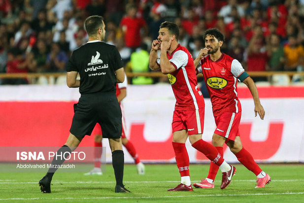 بازی جذاب پرسپولیس و فولاد