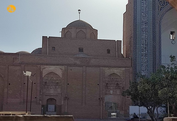 آرامگاه شیخ جام