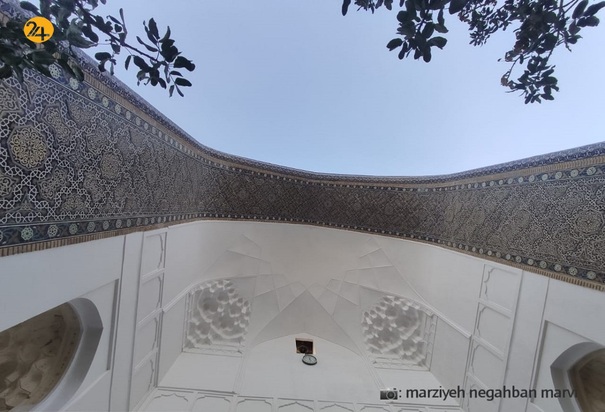 آرامگاه شیخ جام