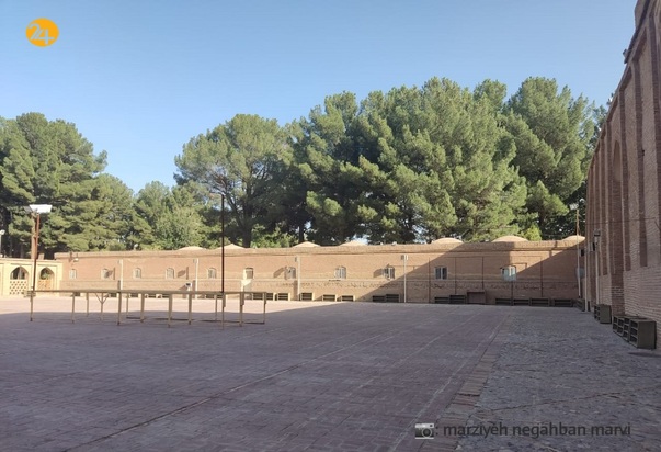 آرامگاه شیخ جام