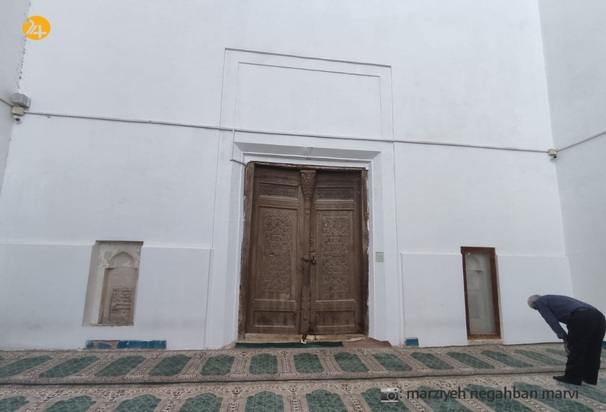 آرامگاه شیخ جام