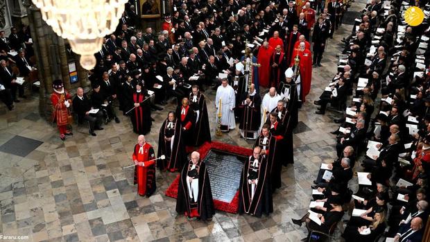 تشیع ملکه الیزابت