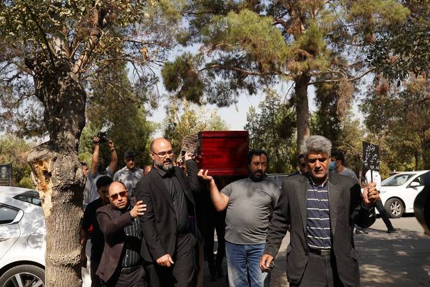 خاکسپاری امین تارخ