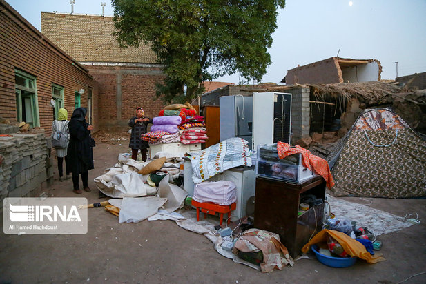 خسارات زلزله خوی