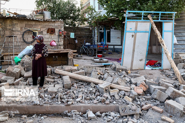 خسارات زلزله خوی