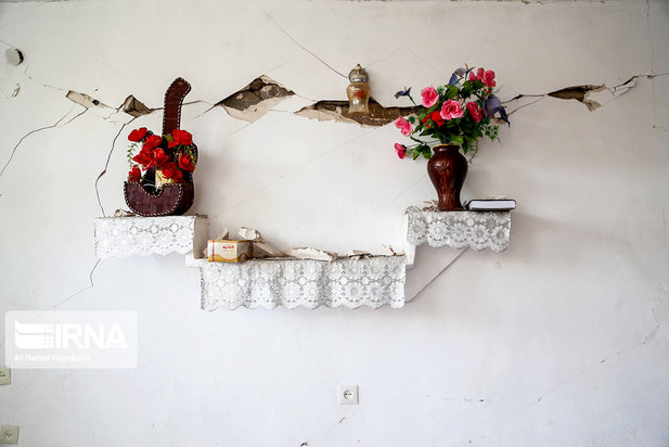 خسارات زلزله خوی