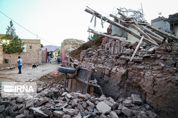 خسارات زلزله خوی