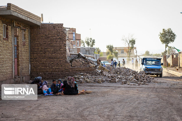 خسارات زلزله خوی