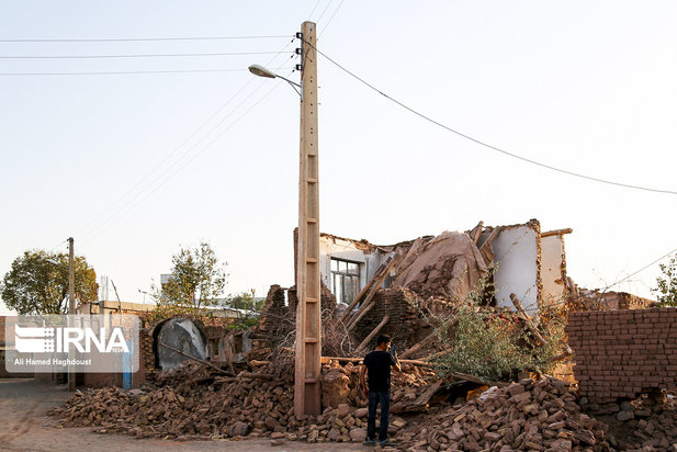 خسارات زلزله خوی