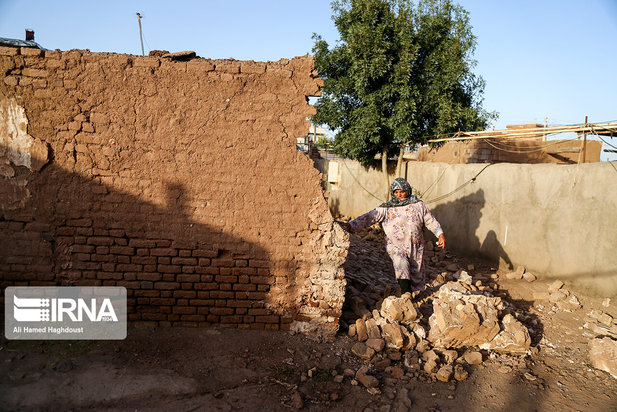 خسارات زلزله خوی