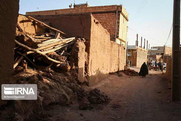 خسارات زلزله خوی