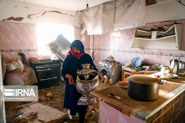 خسارات زلزله خوی