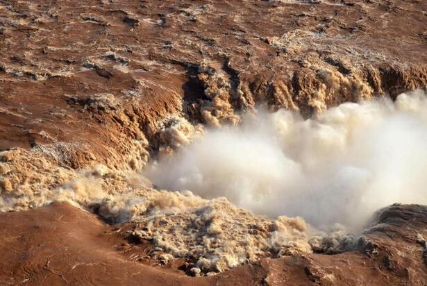 عکس‌برداری هوایی از سطح زمین