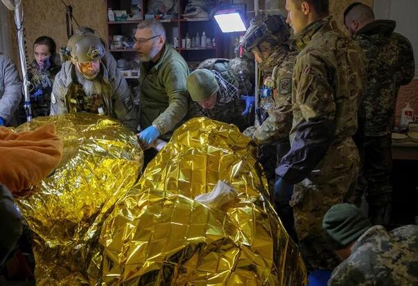 پزشکان ارتش اوکراین در خط مقدم